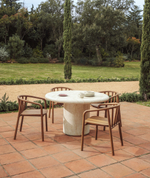 Уличный стол Drasi из бетона с отделкой под травертин, диаметр 122 см