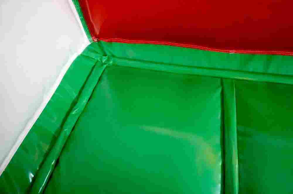 Коммерческий надувной батут "Радужный город" 10*6*3 м