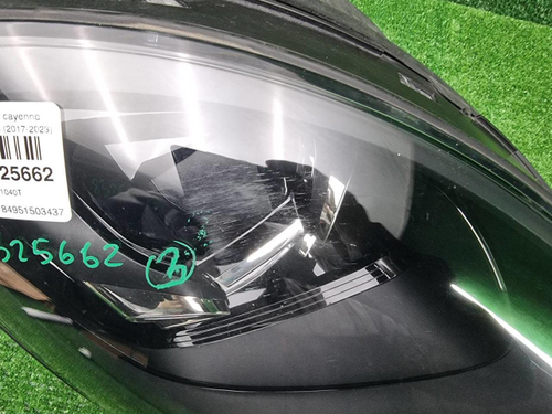 Фара правая Porsche Cayenne 3 (2017-2023) LED