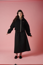 Худи на молнии укороченная с начесом, черная