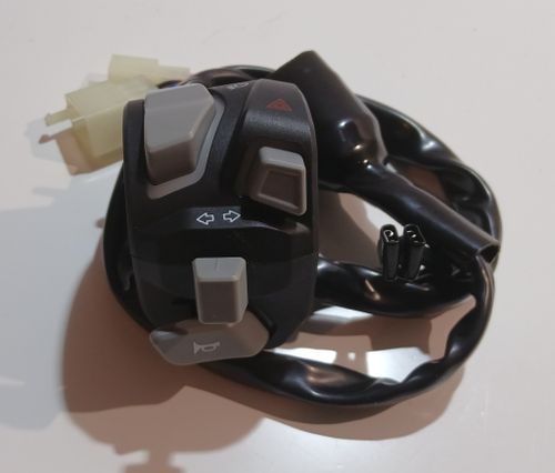 Пульт левый REGULMOTO  ADV 300