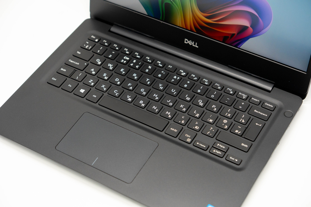 Ноутбук Dell Vostro 5481 ( i5-8265U )