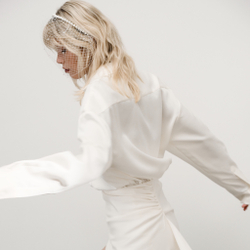 Вуаль белая с жемчужным декором