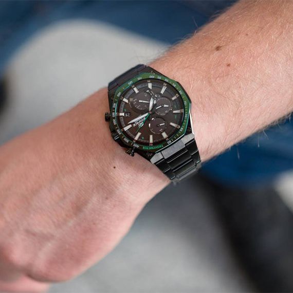 Мужские часы Casio Edifice EQB-1100XDC-1A