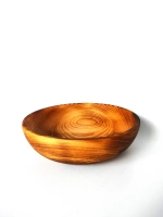 Деревянная сервировочная тарелка из кедра