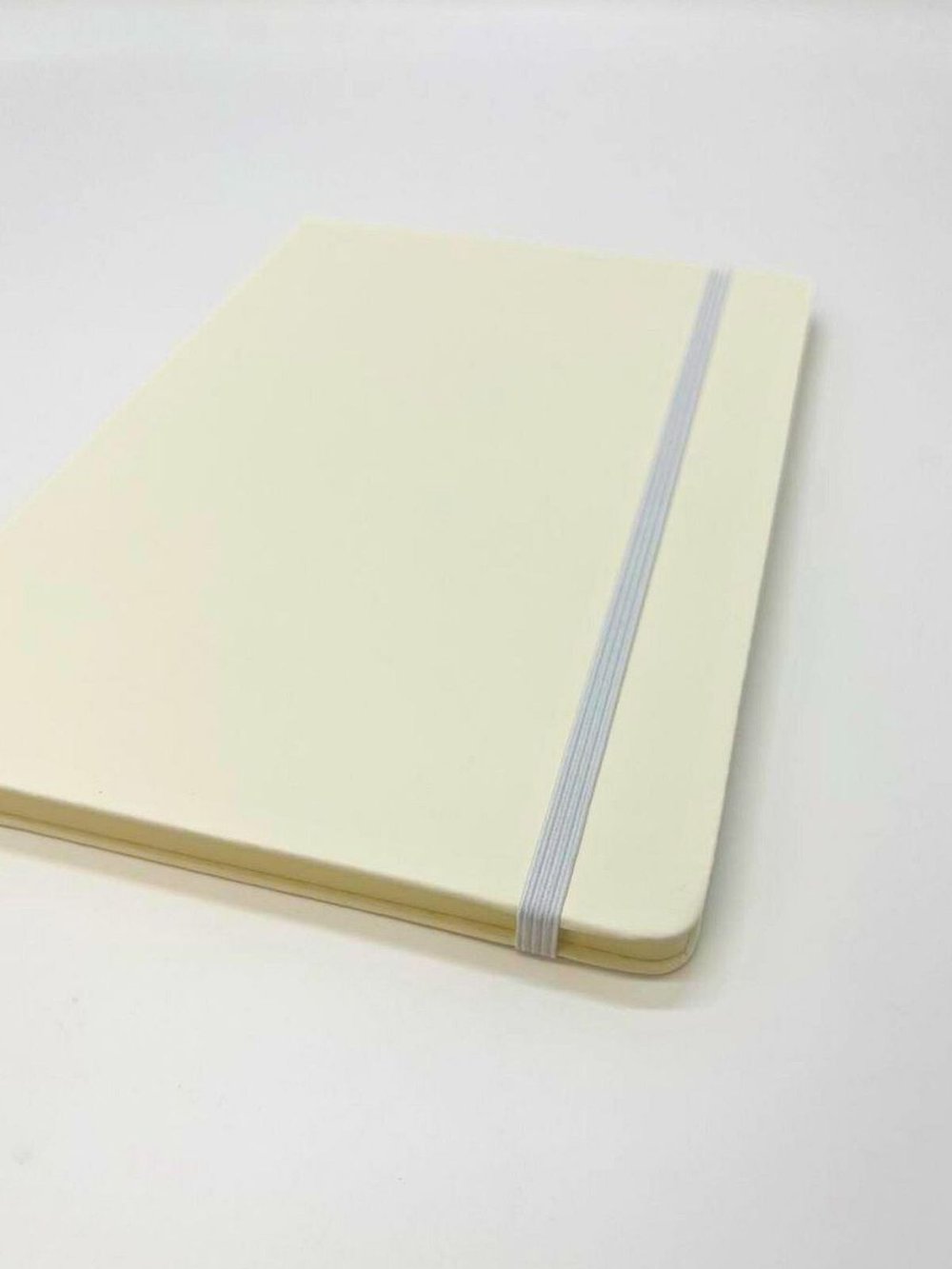 Блокнот В5 25*17см 80 л белый (201688429-14)