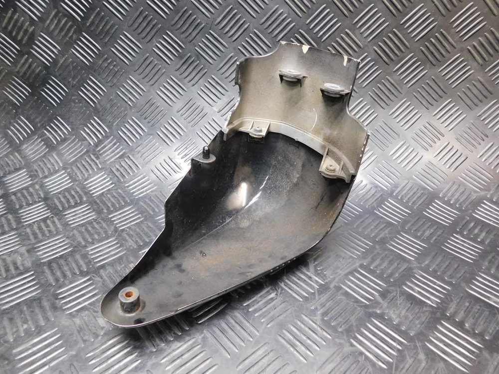 Пластик боковой левый Yamaha Road Star XV1600