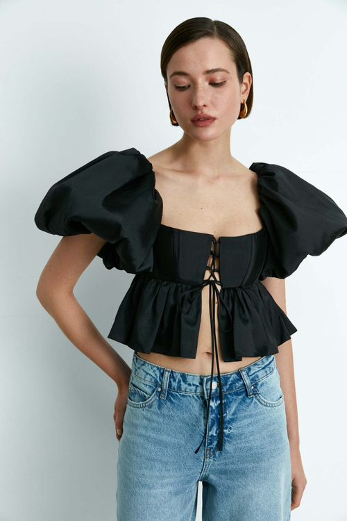 Топ укороченный корсетного типа из тафты с объемными рукавами и шнуровкой