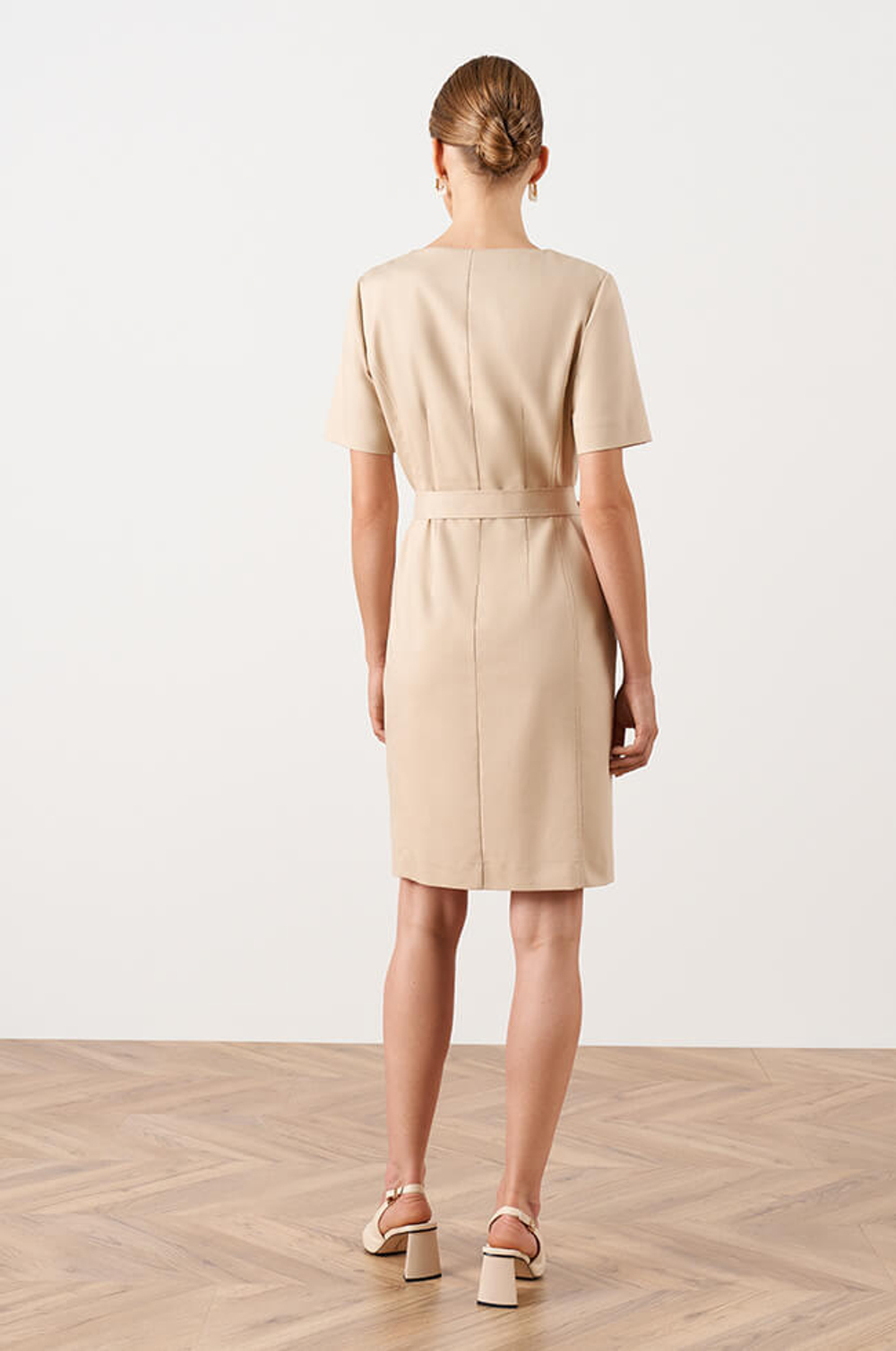 51569 Платье женское (бежевый)