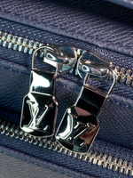 Сумка-мессенджер Louis Vuitton