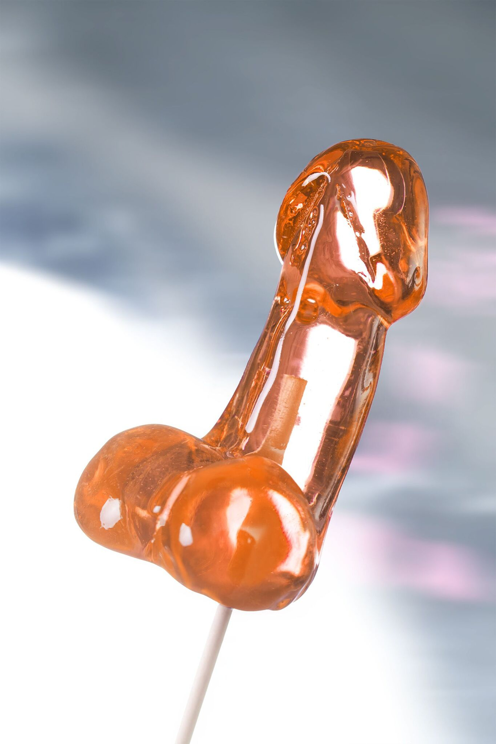 Оранжевый леденец в форме члена со вкусом амаретто - 80 гр. (Цвет: оранжевый)