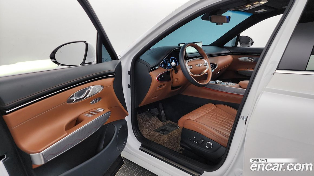 Genesis GV70 2.5T Бензин AWD (10.2021)