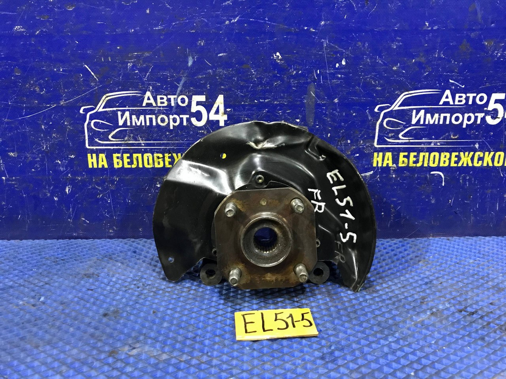 Ступица передняя правая TOYOTA CORSA 1997