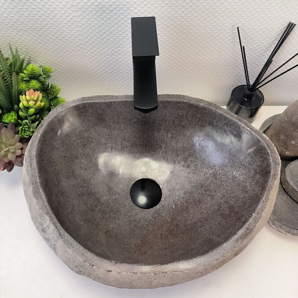 Раковина из речного камня RS63337 (47*35*16) 0122