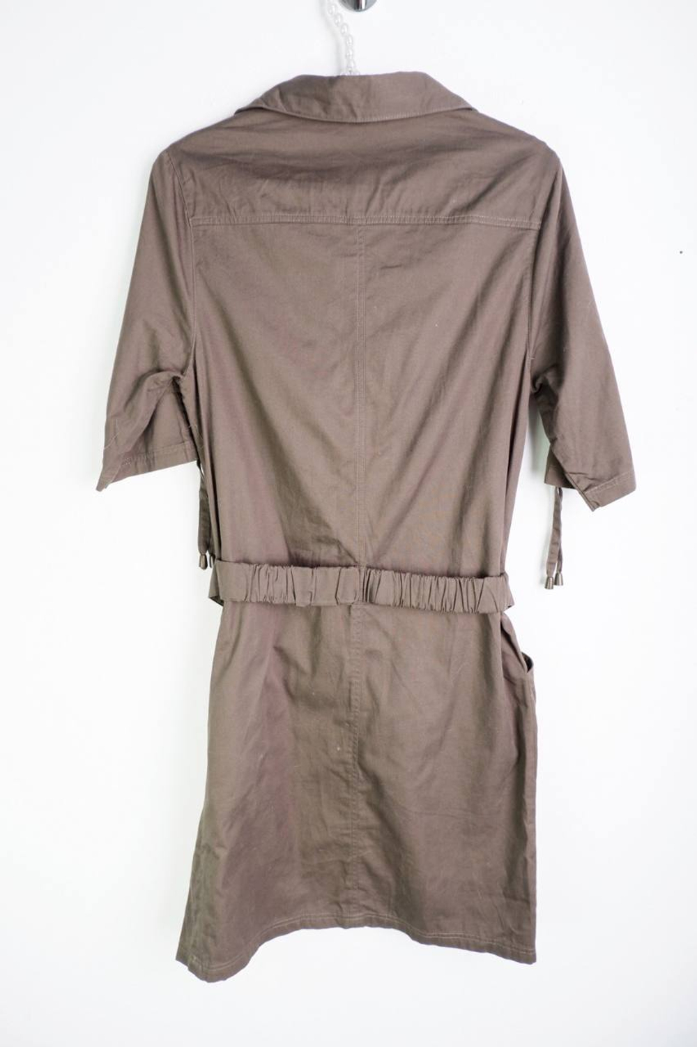 Платье приталенное, маркировка 38, визуально на 44 размер