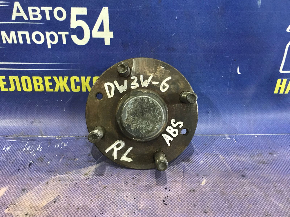 Ступица задняя левая MAZDA DEMIO 2001