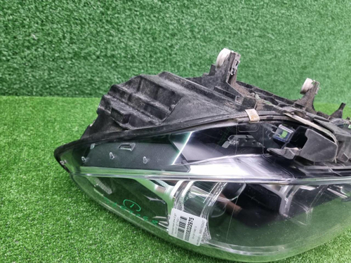 Битая Фара левая BMW X3 G01 (17-21) Adaptive LED