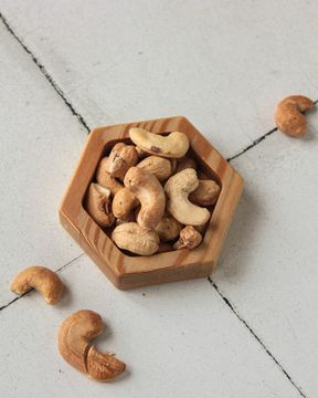 Орехи КЕШЬЮ, 100гр