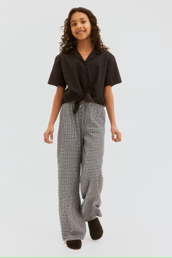 H&M Брюки из рельефной ткани, черный/белый