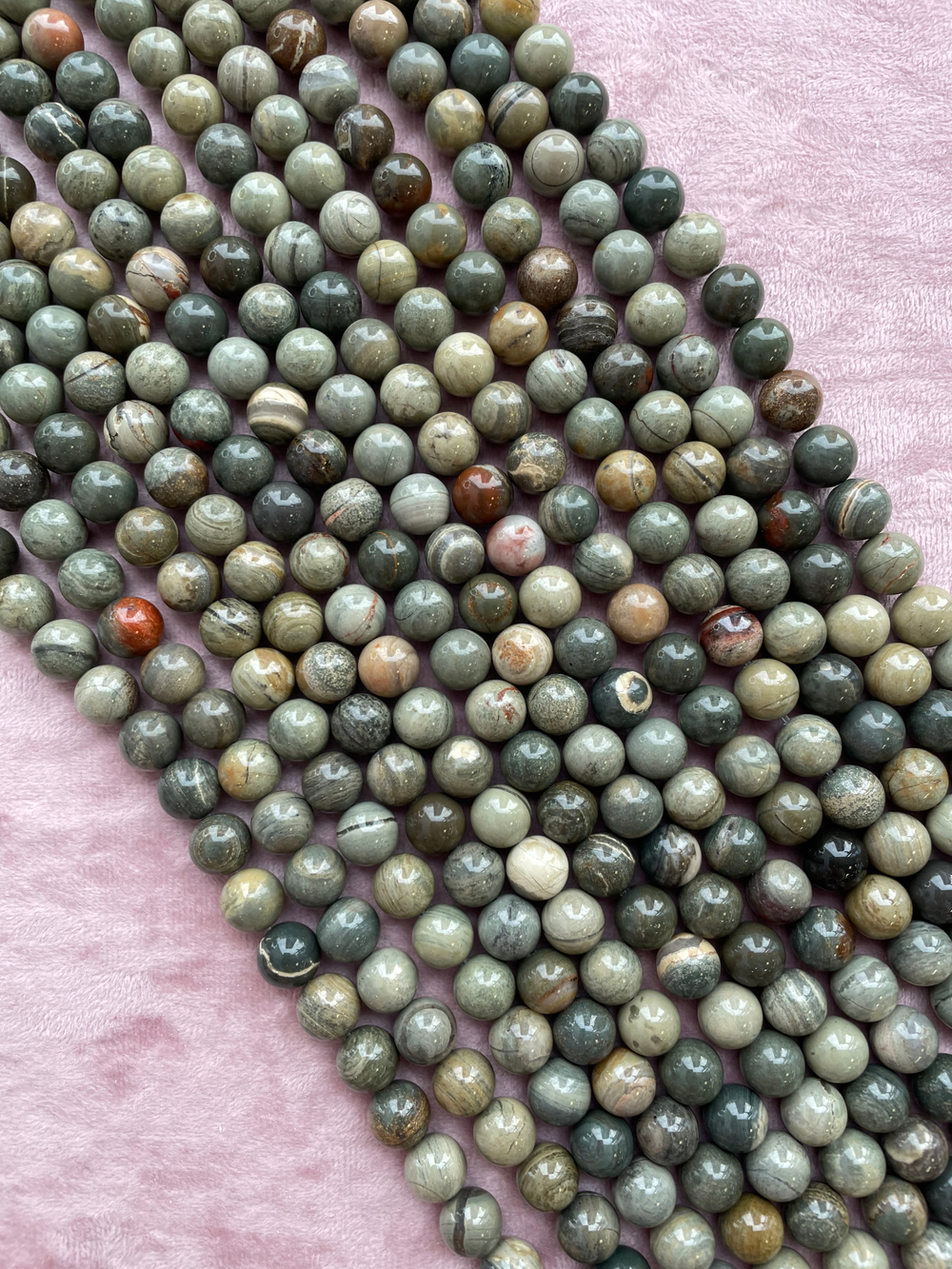 Нить бусин из яшмы 8,5мм