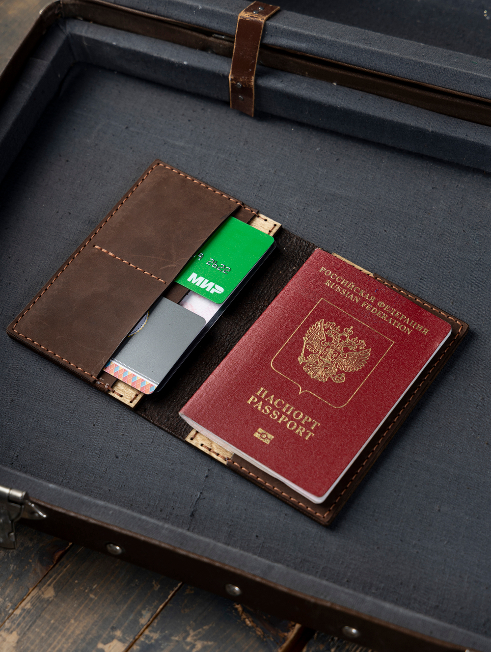 Докхолдер Travel Wood