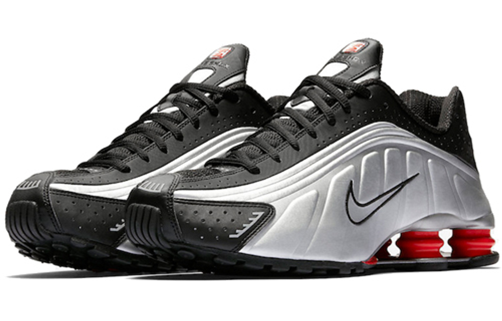 Кроссовки Nike Shox R4