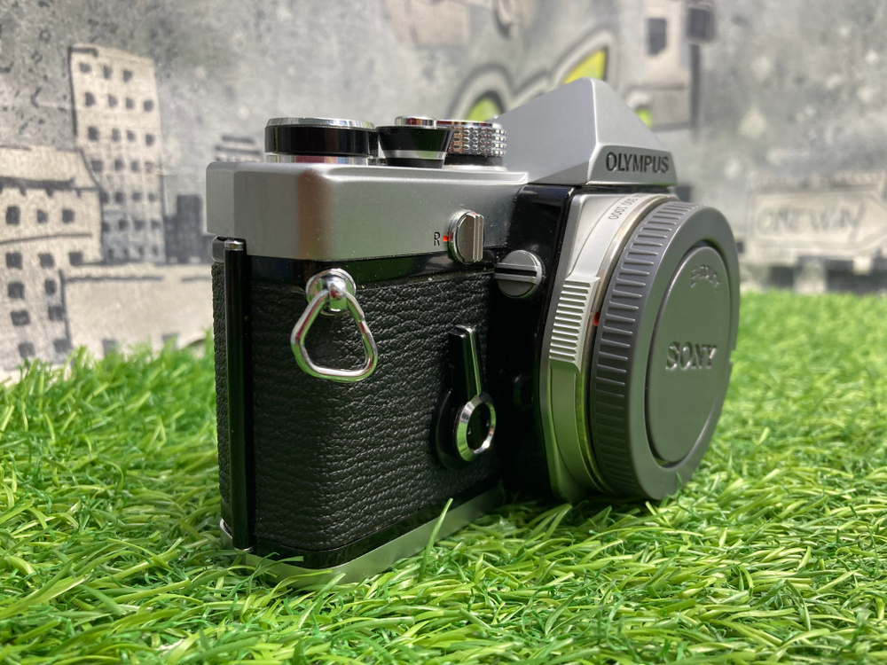 Olympus OM-1