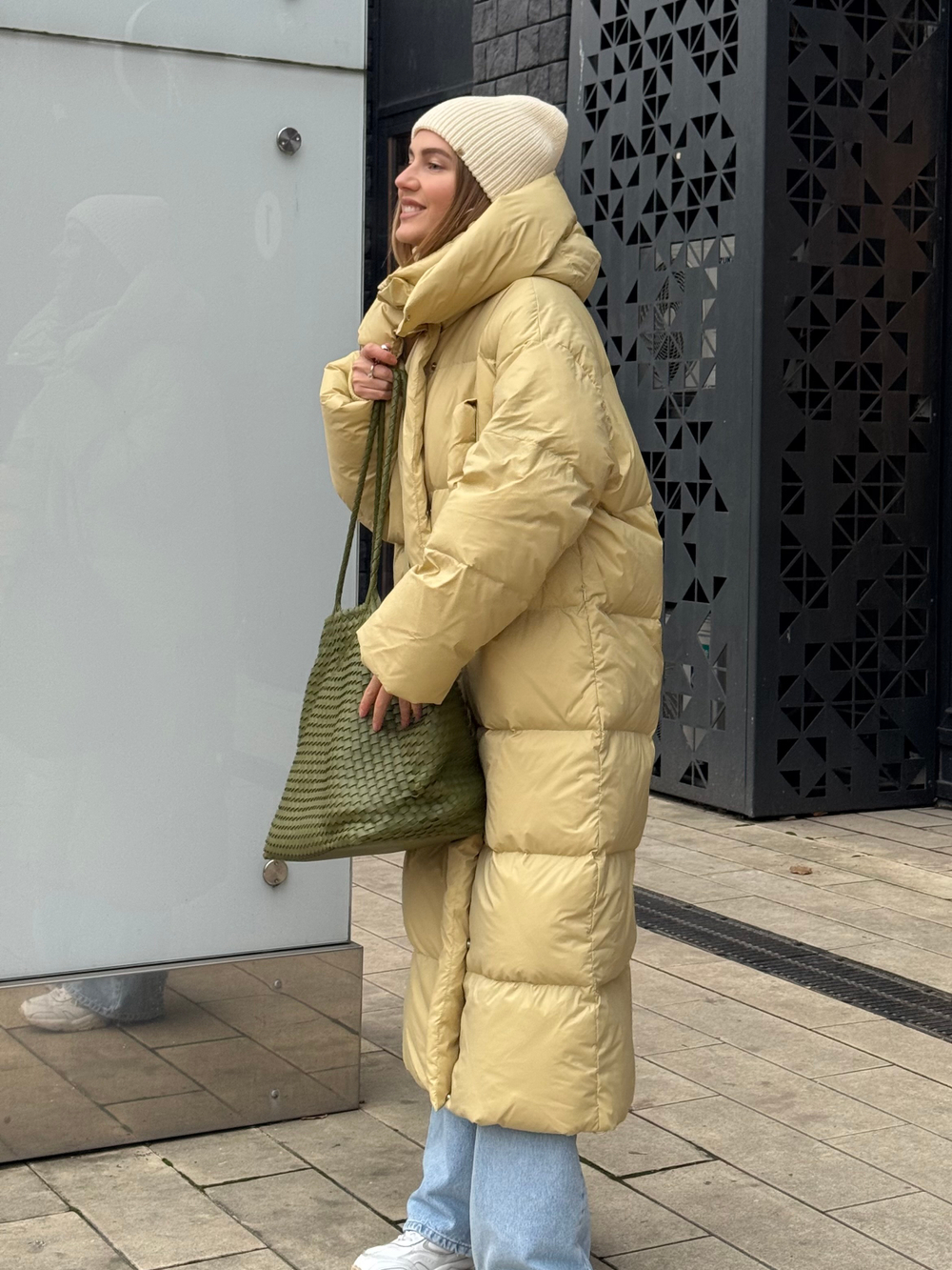 Пуховик Сахалин макси зеленое яблоко