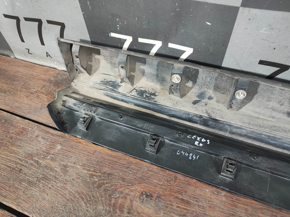 Накладка двери задней правой Lexus RX 4 15-22 Б/У Оригинал 7507548140