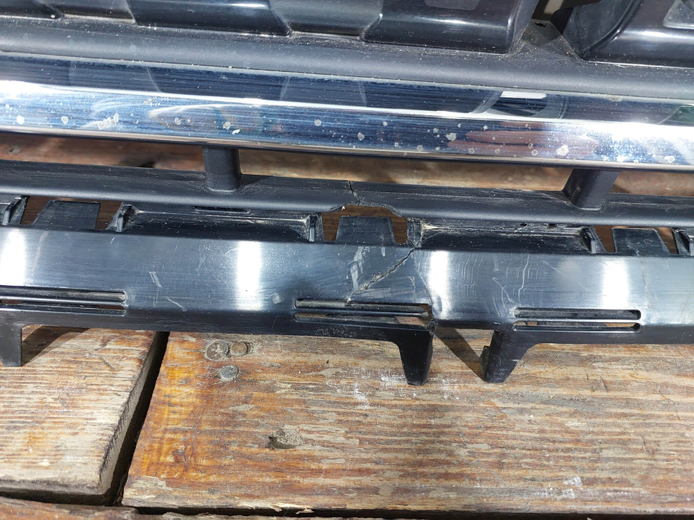 Решетка радиатора Skoda Kodiaq 16-22 Б/У Оригинал 565853653A