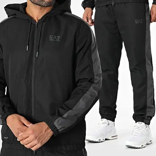 Спорт костюм EA7