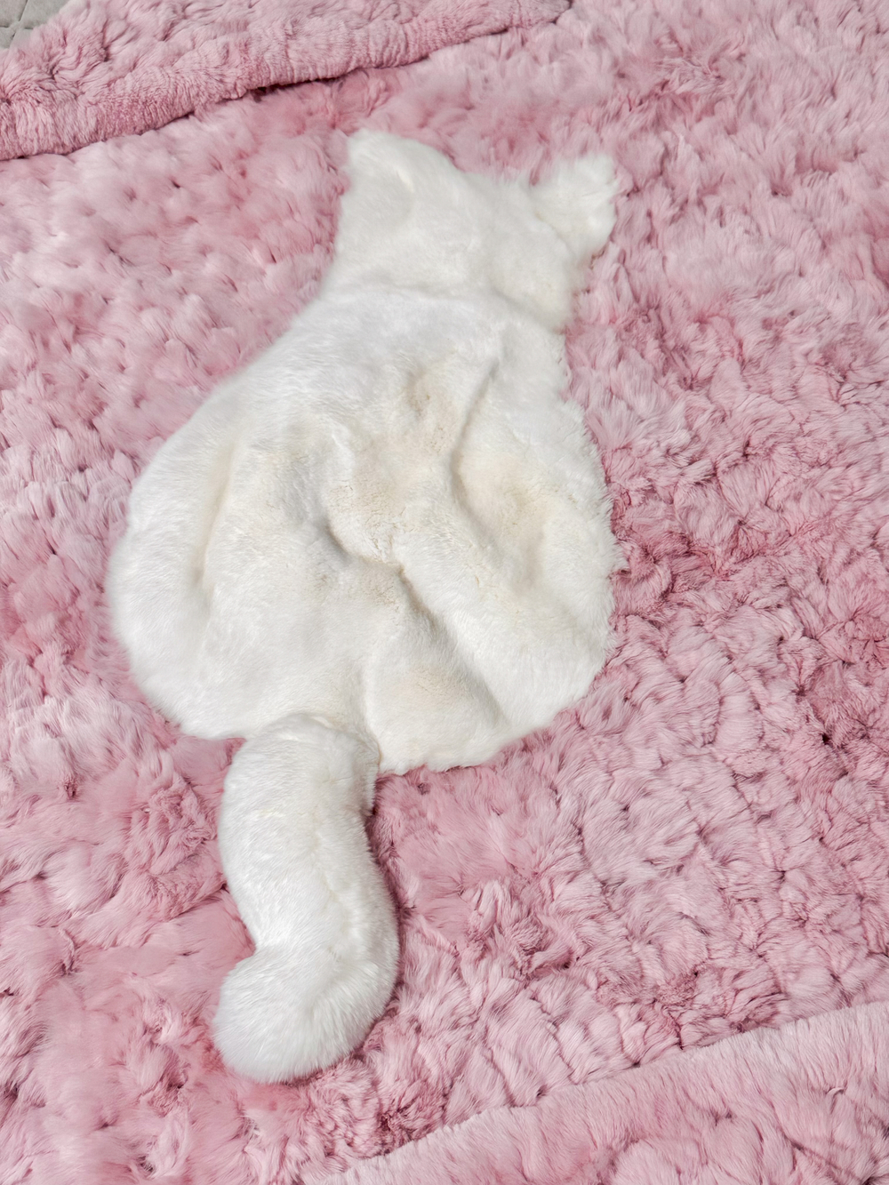 "Вязаный" детский плед из натурального меха рекс "Котик" 120х80 см (розовый)