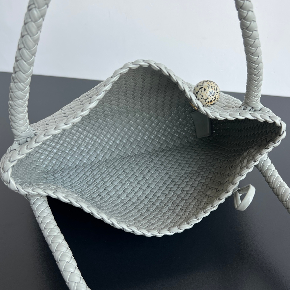 Bottega Veneta Tosca Shoulder Bag