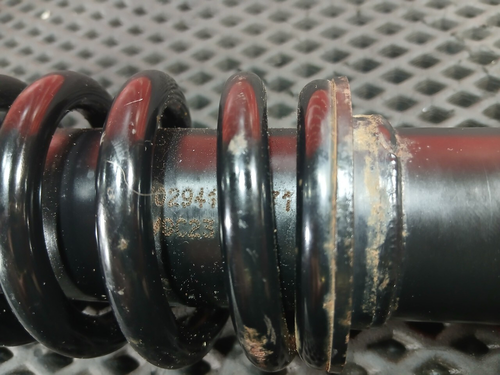 Амортизатор кабины передний 2019г.