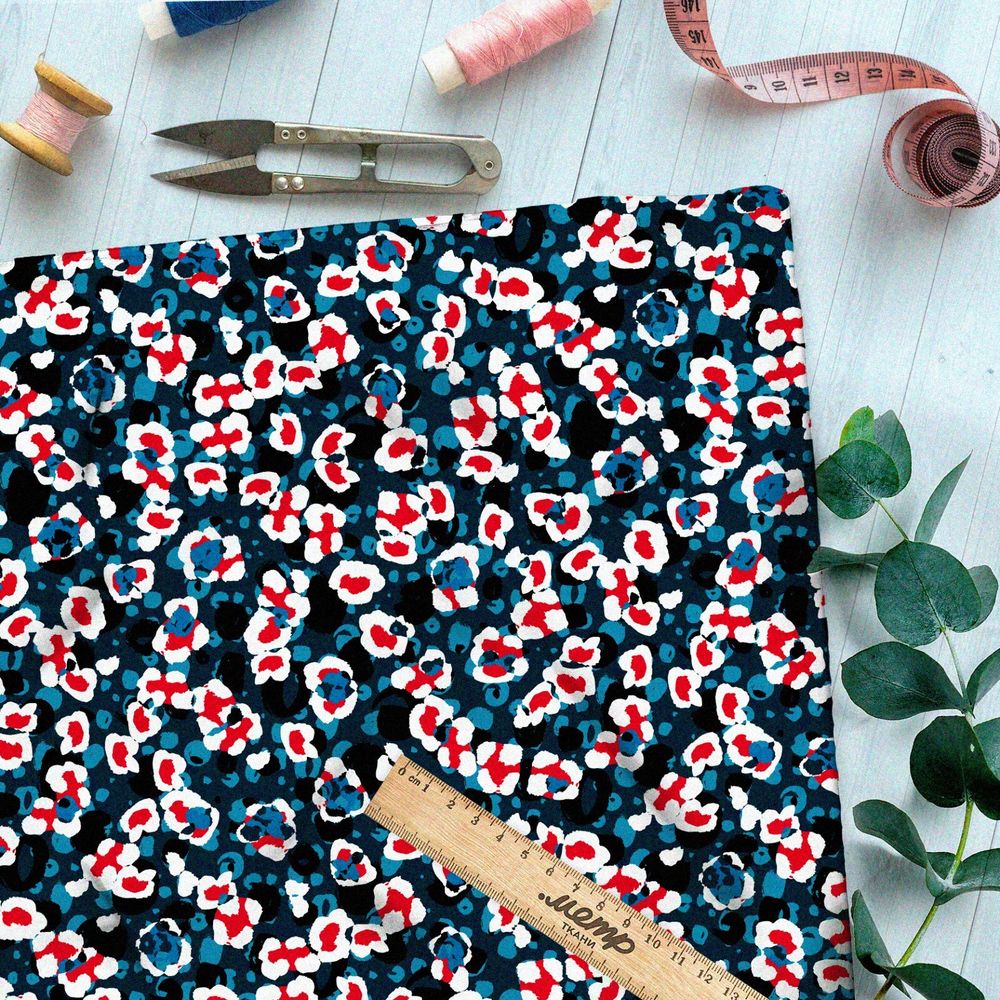 Ткань таффета красно-белые цветы в тёмной реке