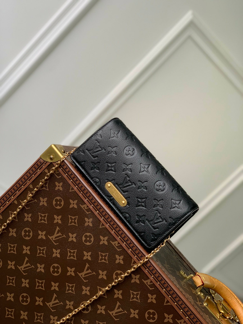 Louis Vuitton Lily Wallet On Chain