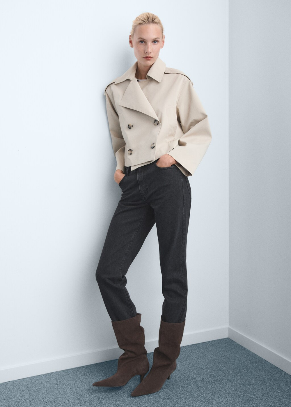 Прямые джинсы с посадкой на талии