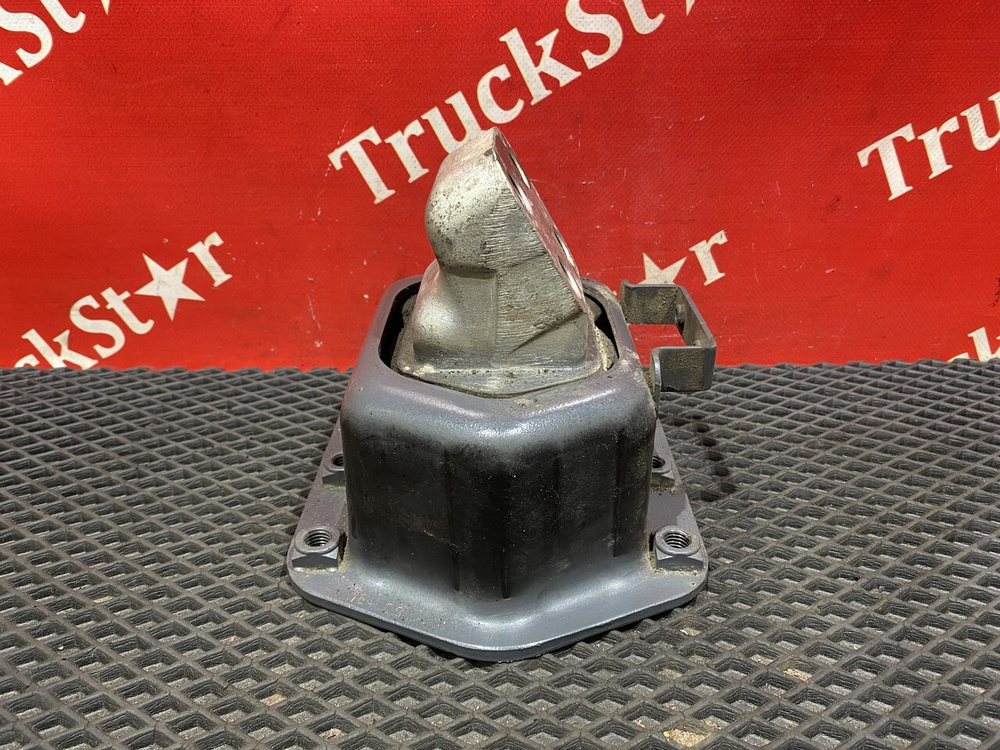 Подушка двигателя задняя 2018г