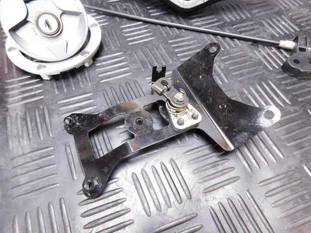 Замок зажигания Kawasaki Ninja 250R (комплект с траверсой)