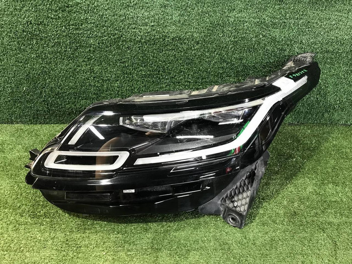 Фара левая Range Rover Velar (2017-2023) LED