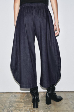 ZARA ДЖИНСОВЫЕ БРЮКИ С ОБЪЕМОМ — ZW COLLECTION, СИНИЙ