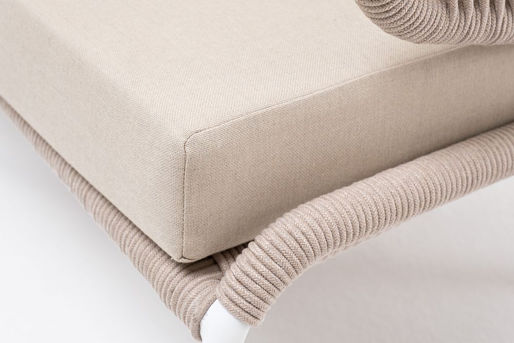 "Милан" диван 3-местный плетеный из роупа, каркас алюминий белый муар, роуп бежевый круглый, ткань бежевая 15052