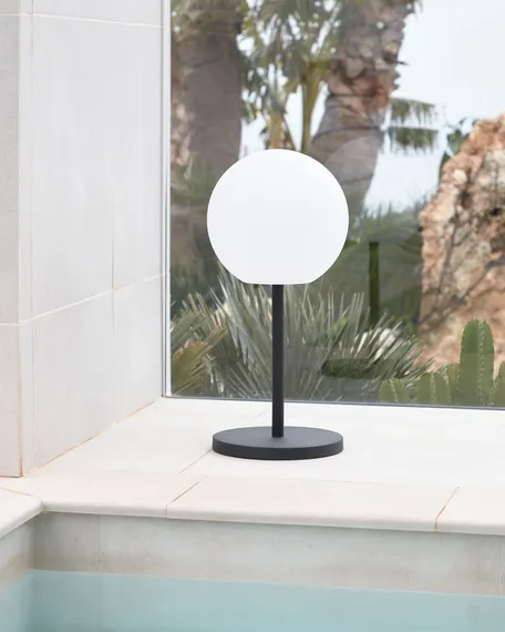 Уличная настольная лампа Dinesh черная