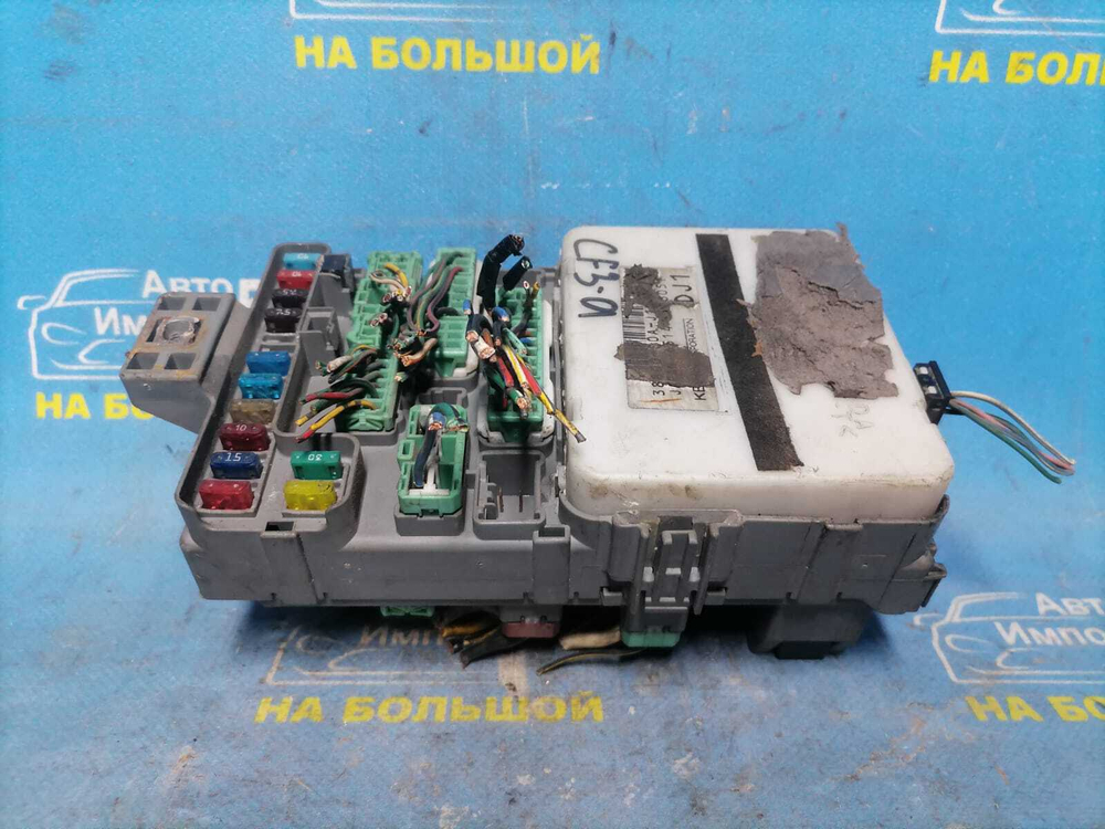 Блок предохранителей салонный Honda ACCORD 1999