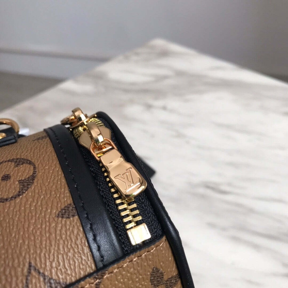 Louis Vuitton Mini Boite Chapeau