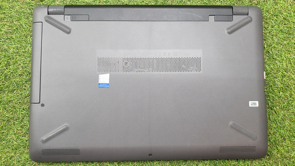 15.6" Ноутбук HP i5-7/4 Gb/FHD