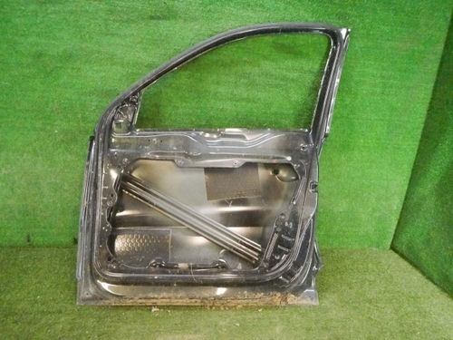 Дверь передняя правая VW Tiguan 1 (2007-2018)