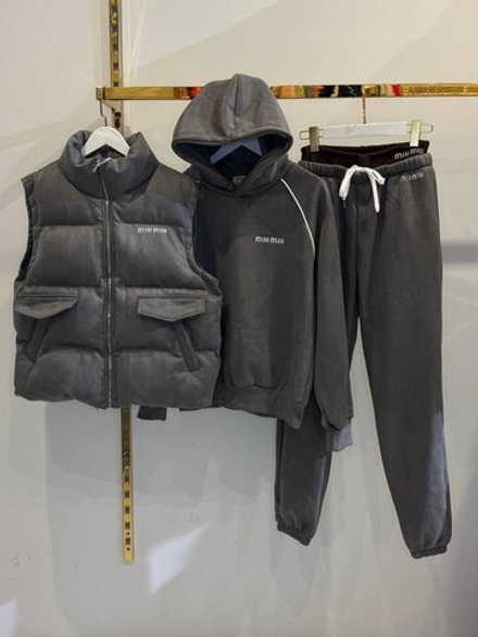 Костюм MIU MIU