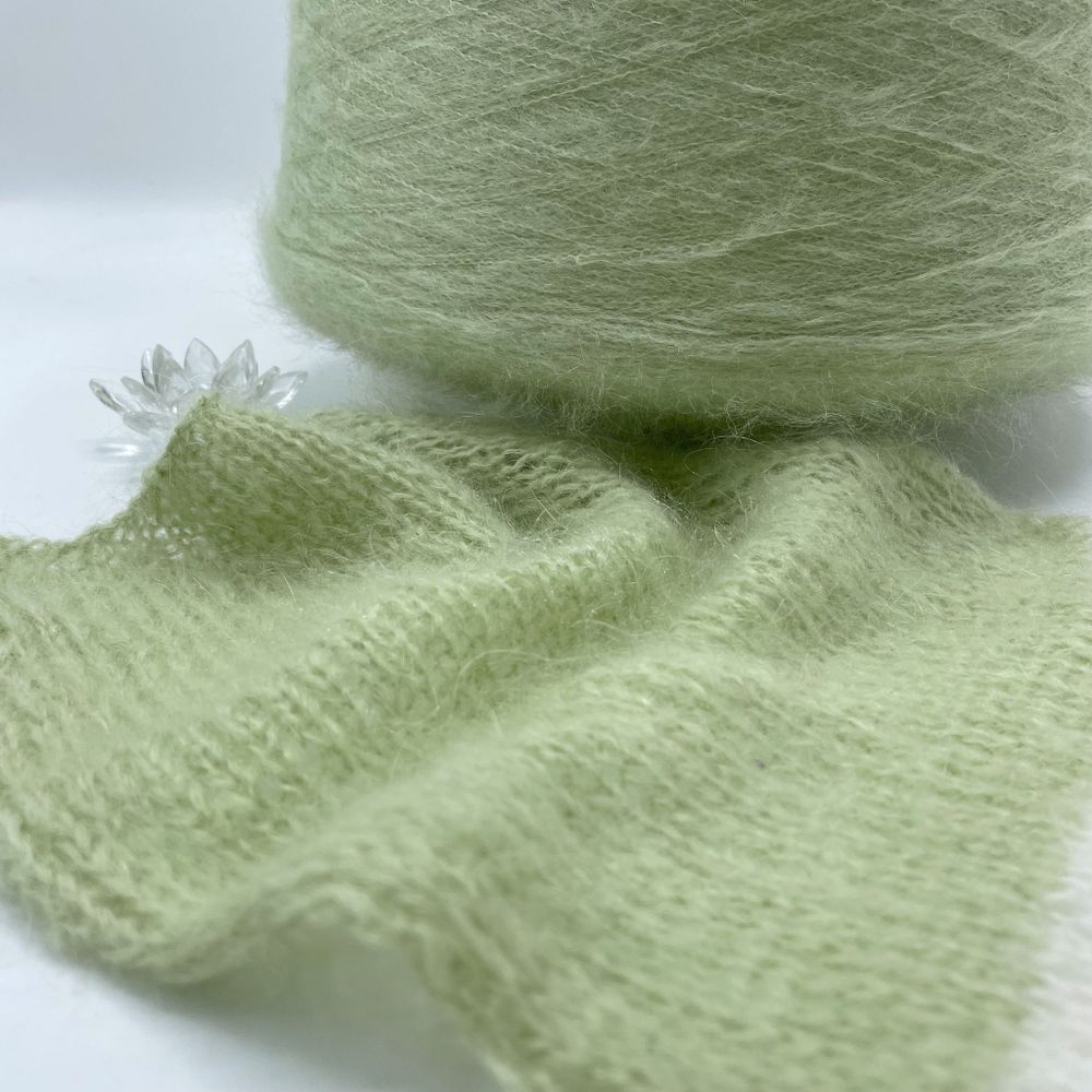 LAGOPOLANE 30% кид мохер 30% полиамид 40% полиакрил