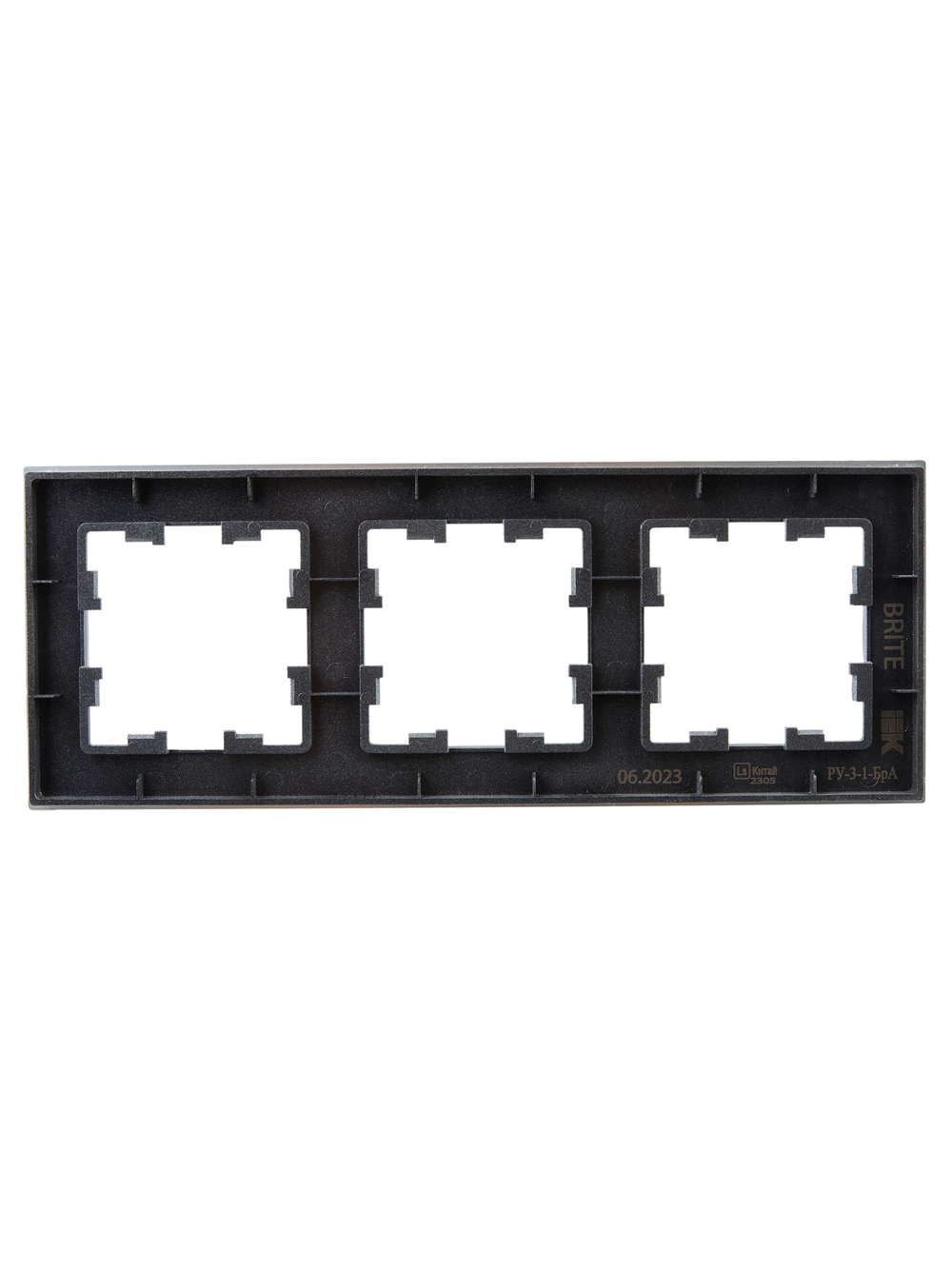 BRITE Рамка 3 -местная РУ-3-1-БрА металл алюминий IEK